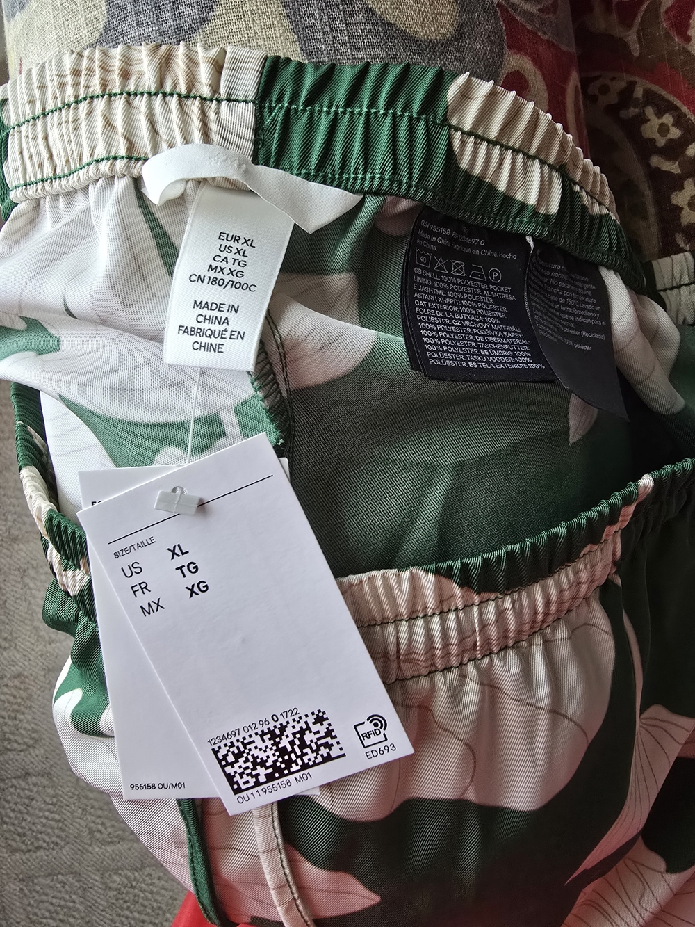 H&M Green Wide-Leg Floral Drawstring Pants - Picture 2 of 4